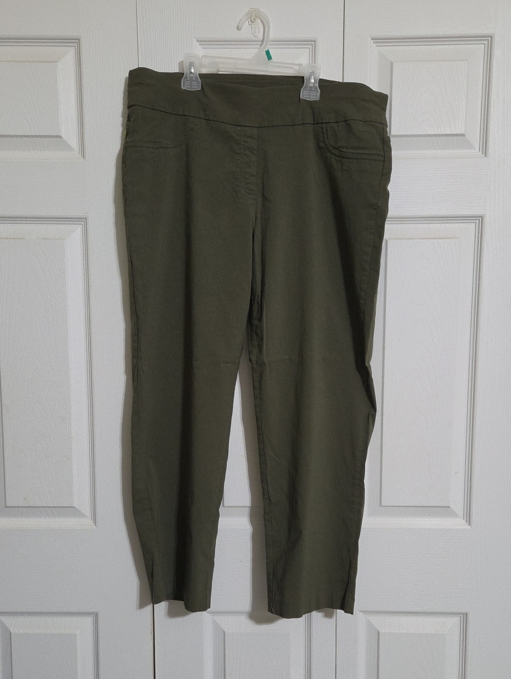 Ruby Rd. Olive Pull-On Cropped Ankle Pants